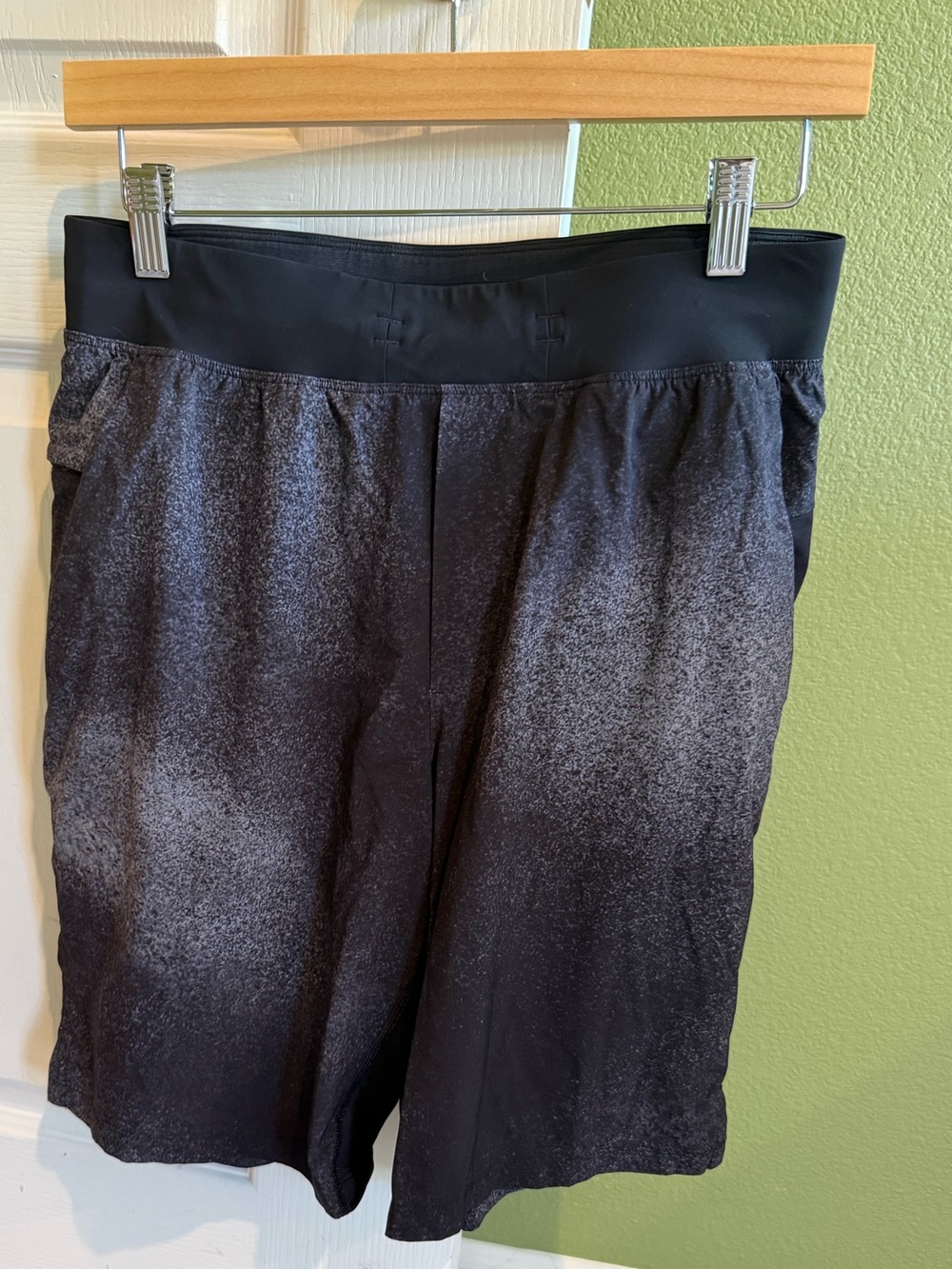 Men’s Lululemon Athletic Shorts